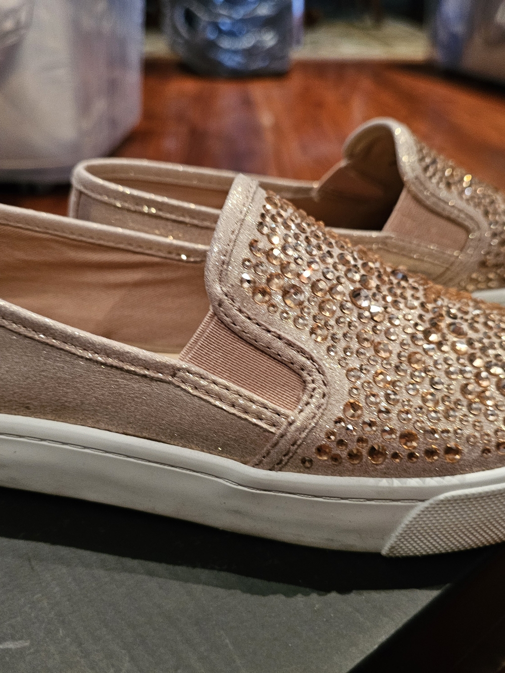 INC International Concepts Lt Rose Gold Crystal Slip-On Sneakers - 6.5M - Picture 3 of 9